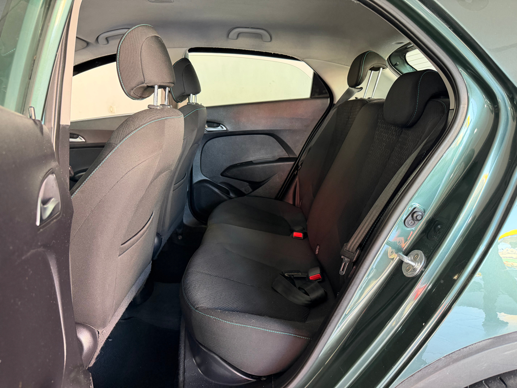 Hyundai HB20X Verde