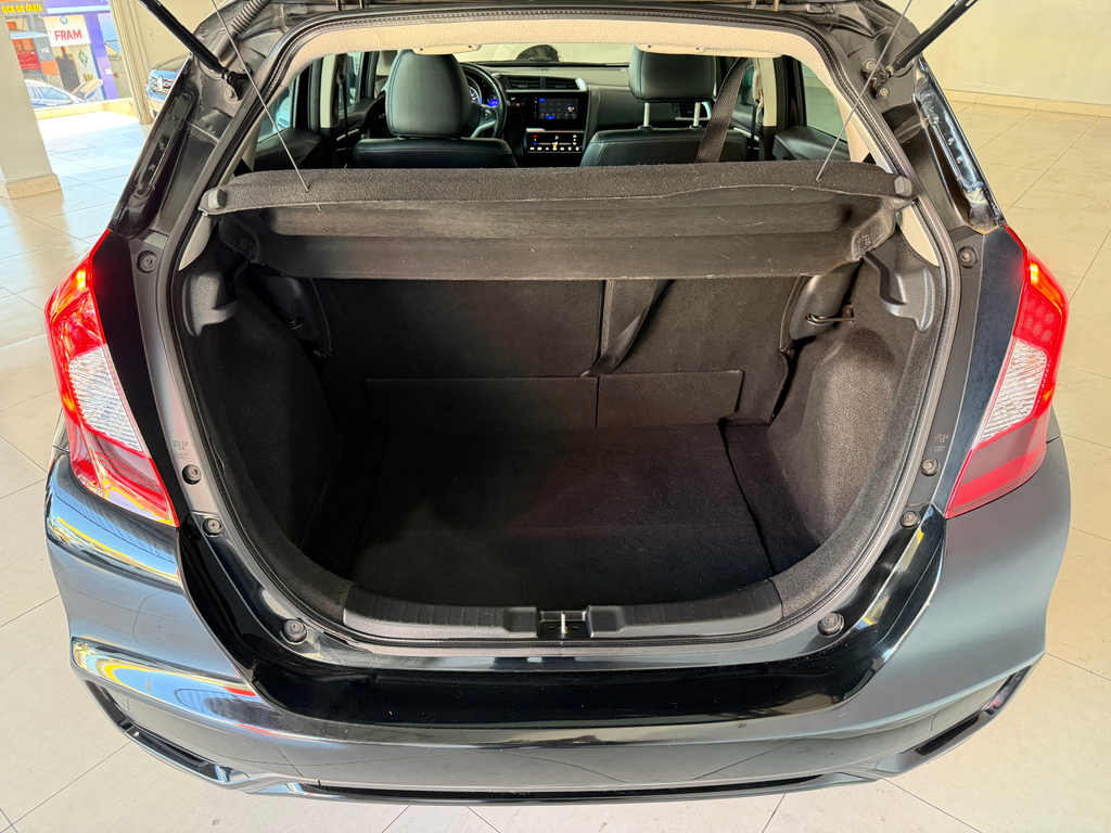 Honda Fit Preto