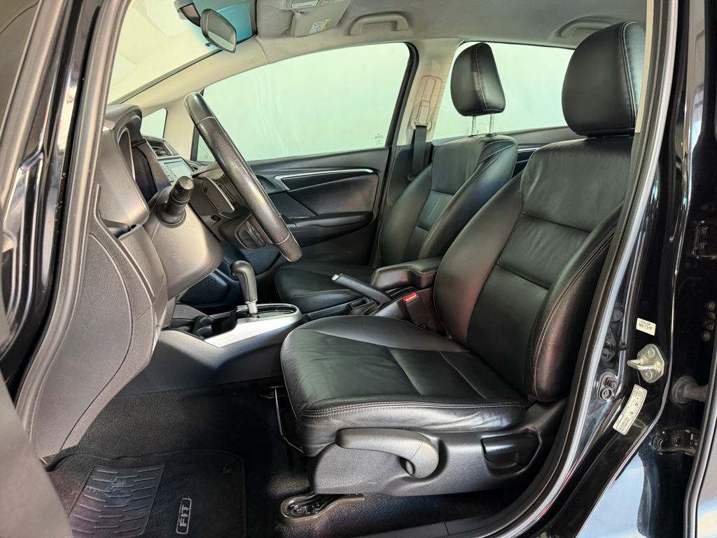 Honda Fit Preto