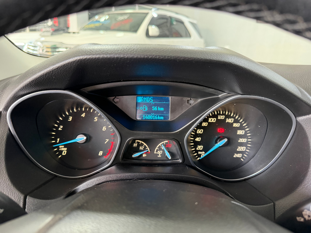 Ford Focus Preto
