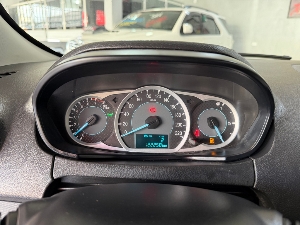 Ford Ka Hatch Branco