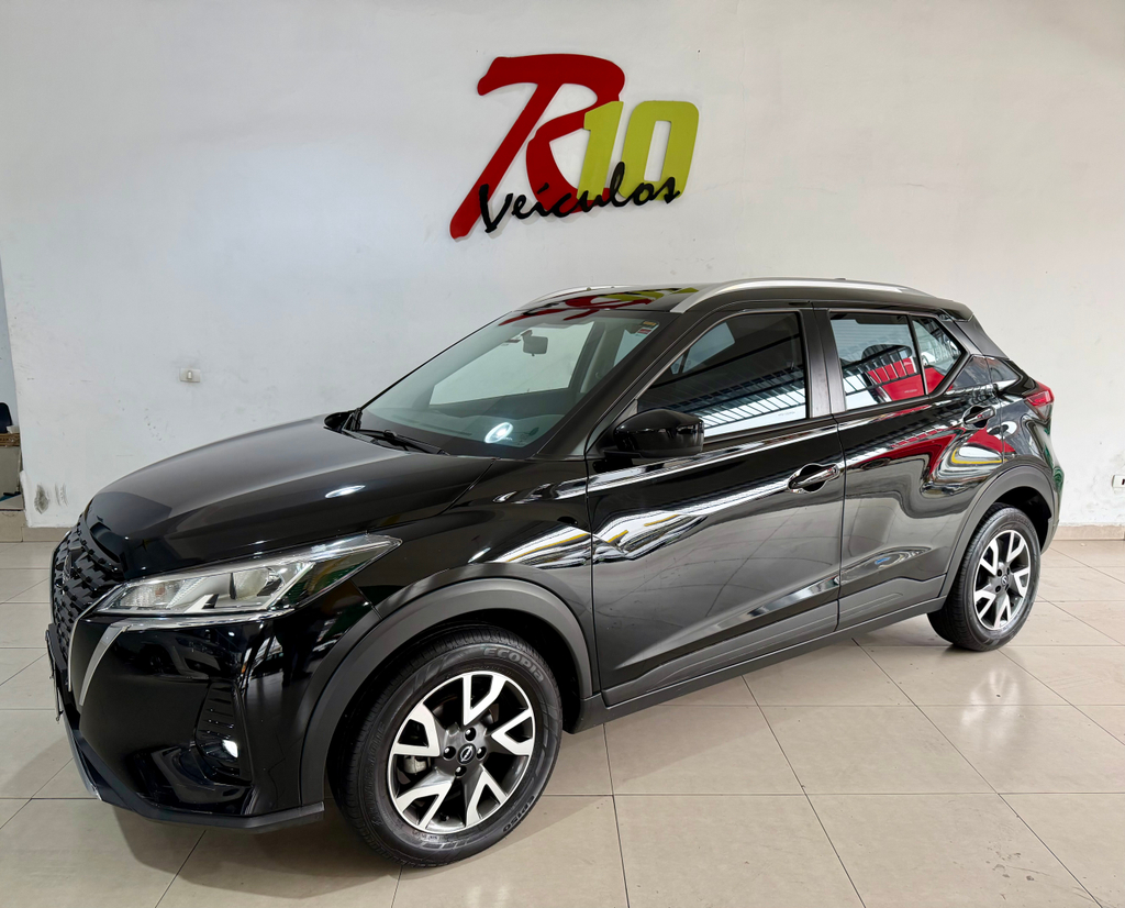 Nissan Kicks Preto