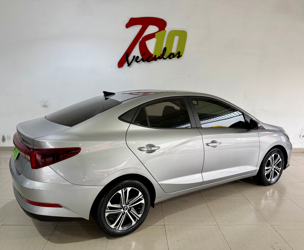 Hyundai HB20S Prata