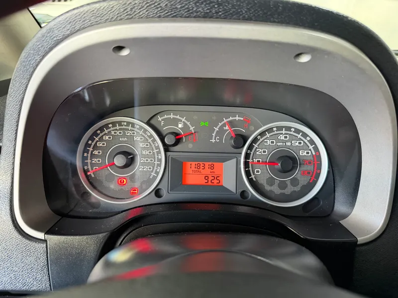 Fiat Idea Preto