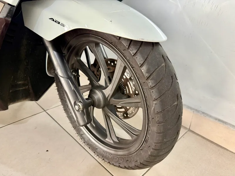 Honda PCX Branco