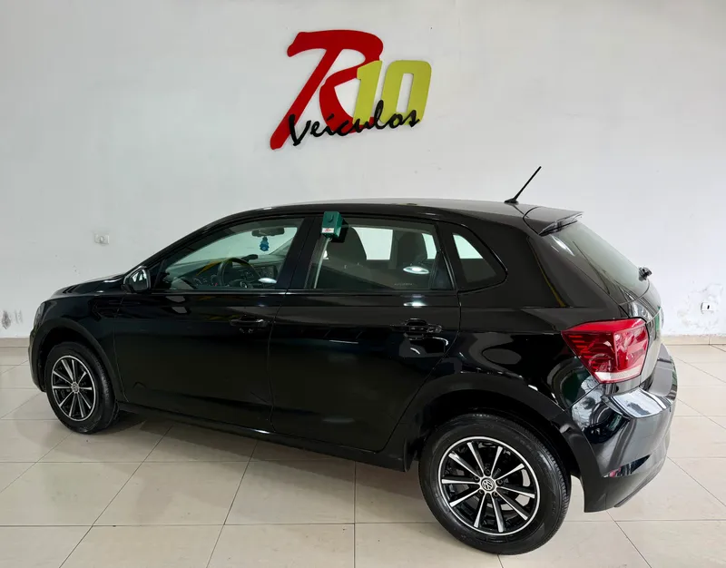 Volkswagen Polo Preto