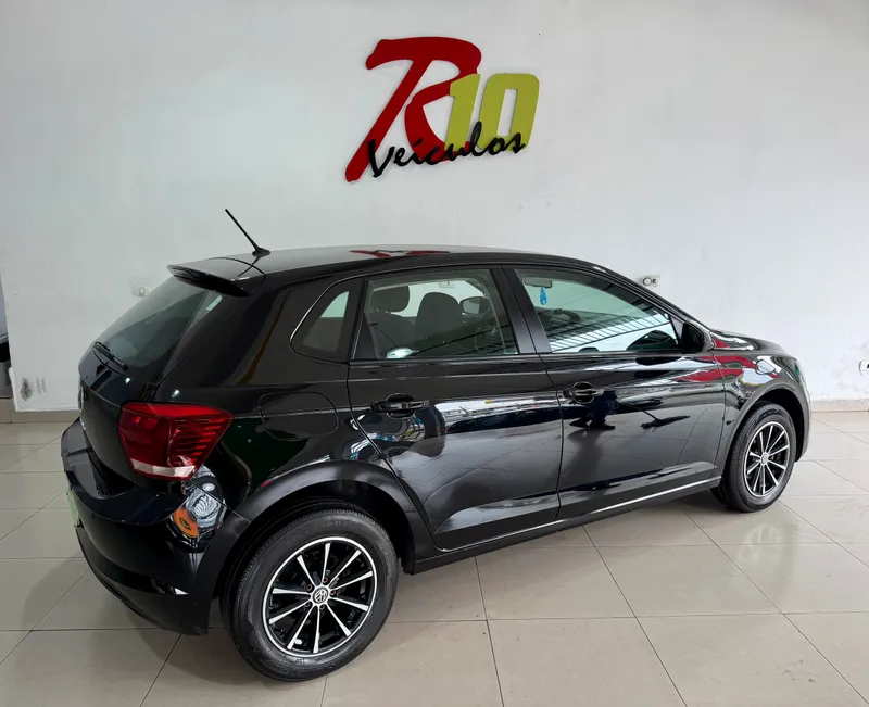 Volkswagen Polo Preto