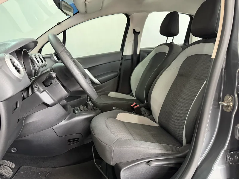 Citroen C3 Cinza