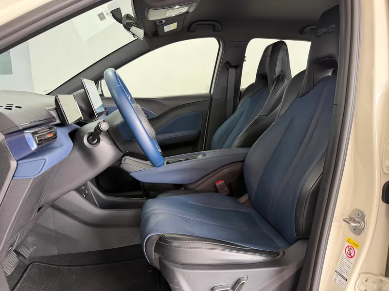 BYD Dolphin Mini Branco
