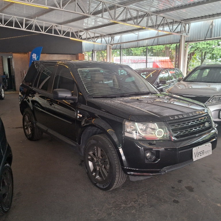 Land Rover Freelander 2 Preto