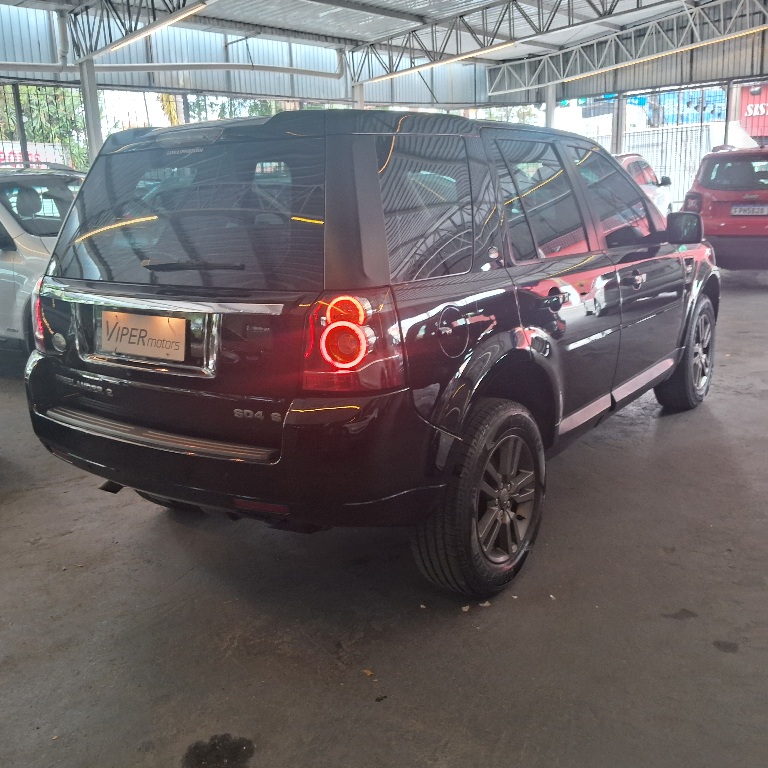 Land Rover Freelander 2 Preto