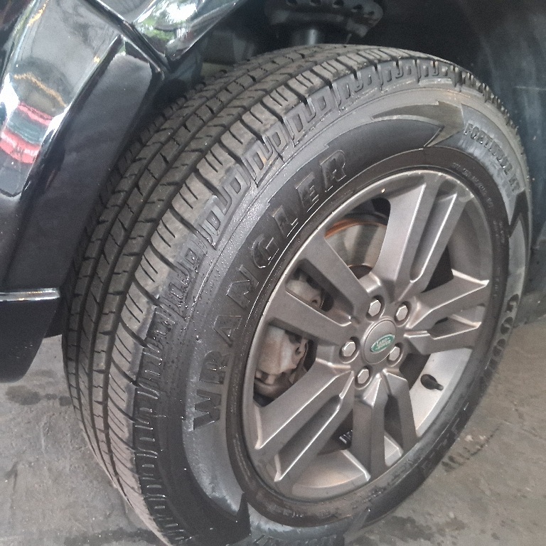 Land Rover Freelander 2 Preto