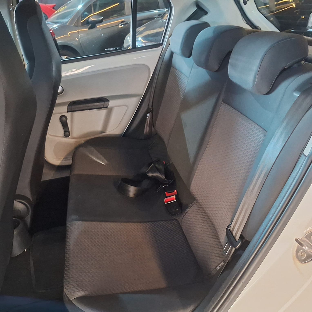 Volkswagen Up! Branco