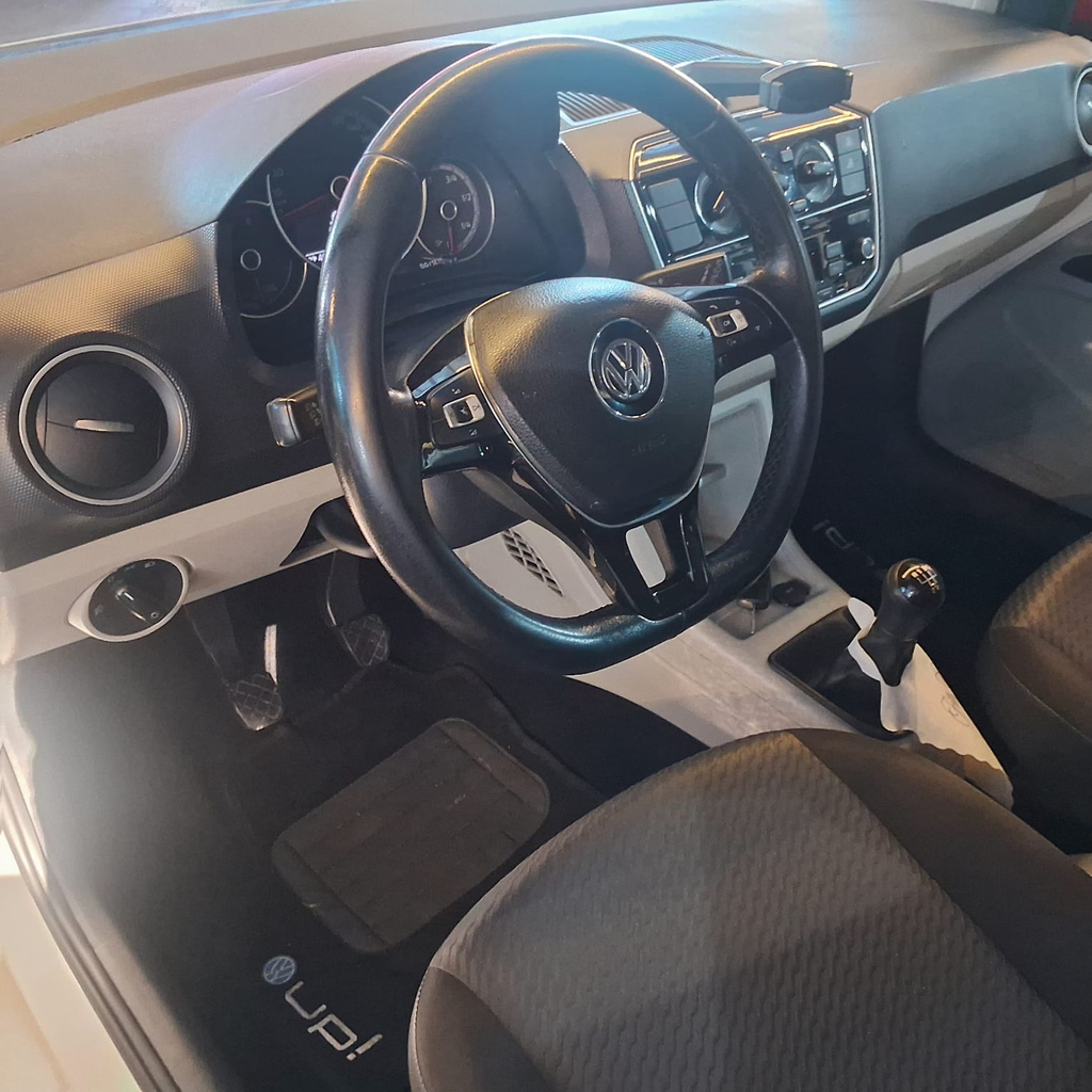 Volkswagen Up! Branco