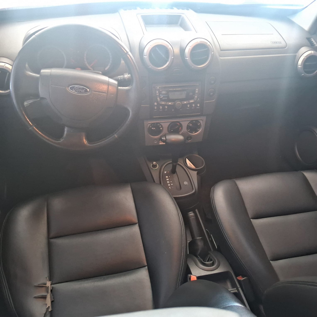 Ford EcoSport Preto
