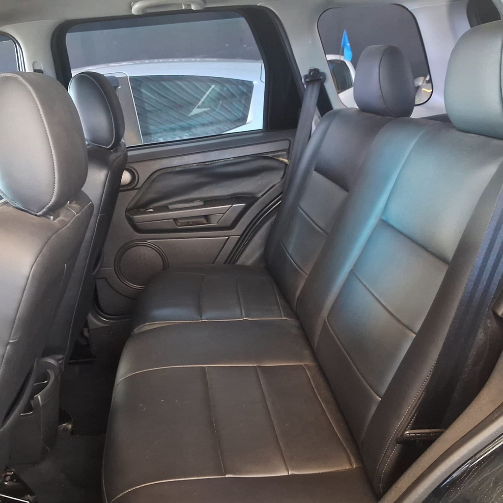 Ford EcoSport Preto
