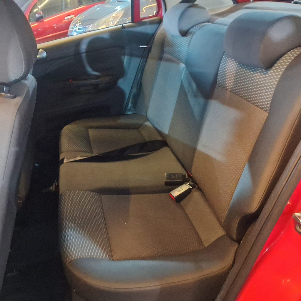 Volkswagen Gol Vermelho