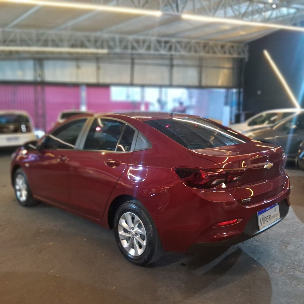 Chevrolet Onix Sedan Vermelho