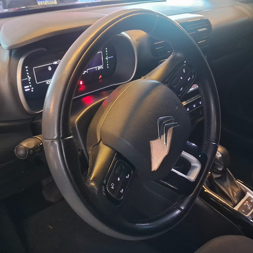 Citroen C4 Cactus Preto