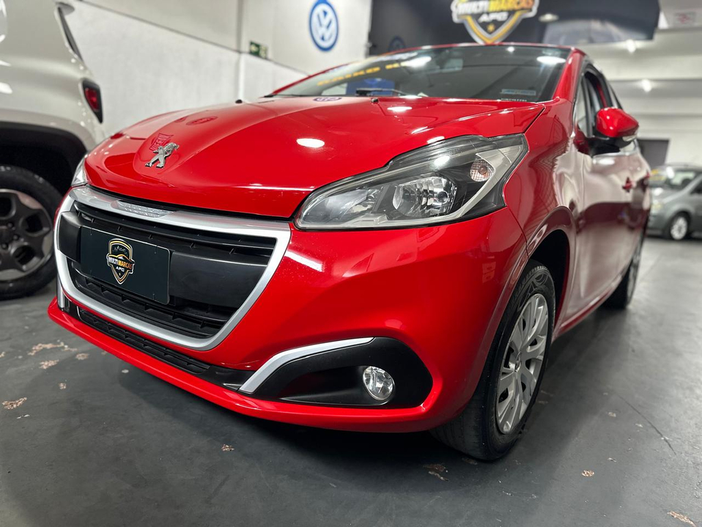 Peugeot 208 Vermelho