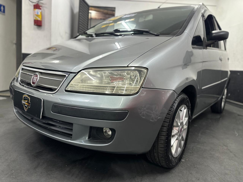 Fiat Idea Cinza