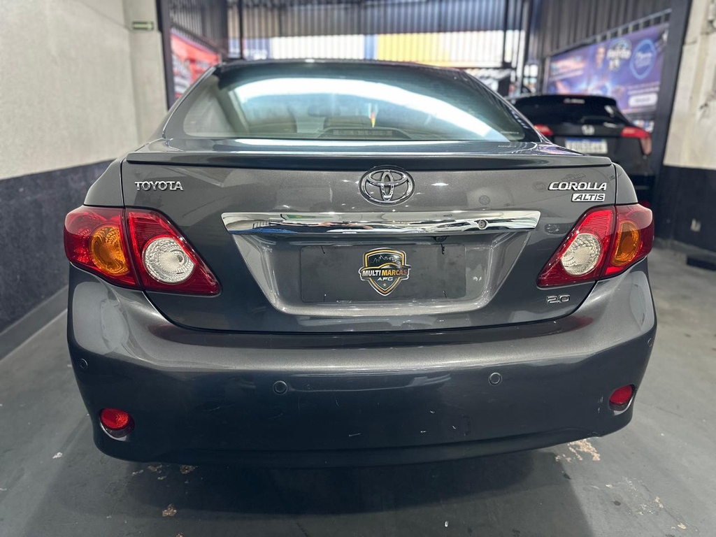 Toyota Corolla Altis Cinza