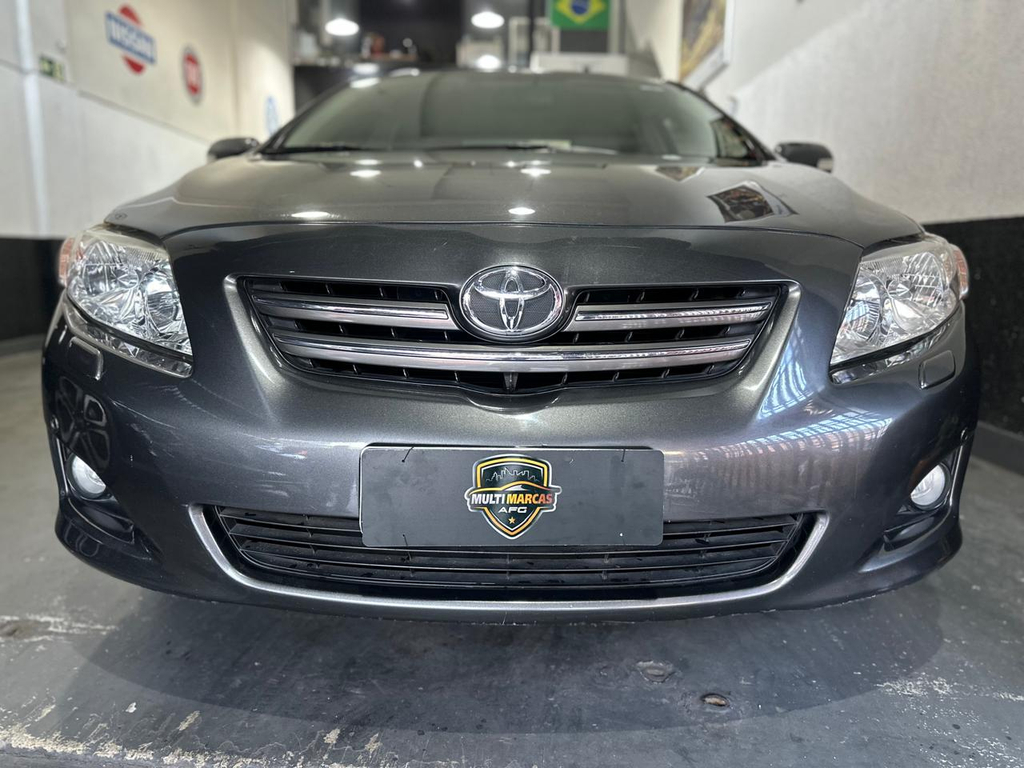Toyota Corolla Altis Cinza