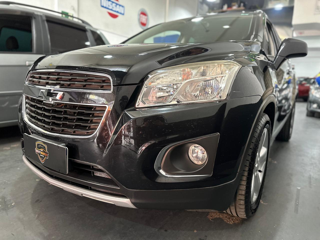 Chevrolet Tracker Preto