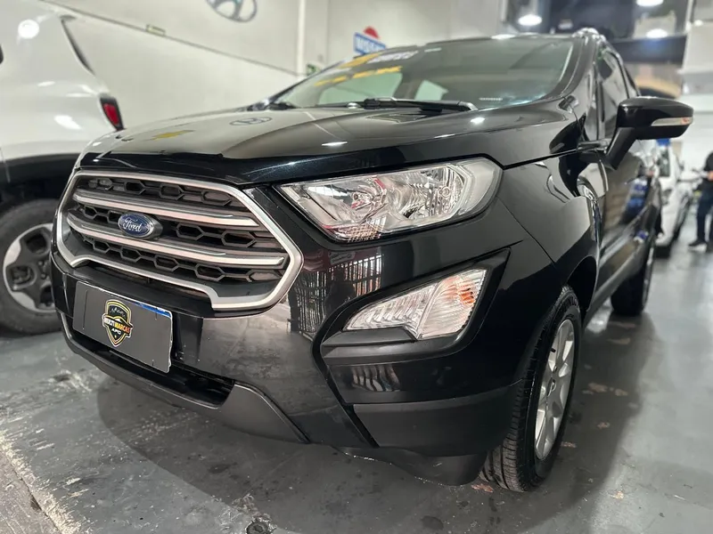 Ford EcoSport Preto