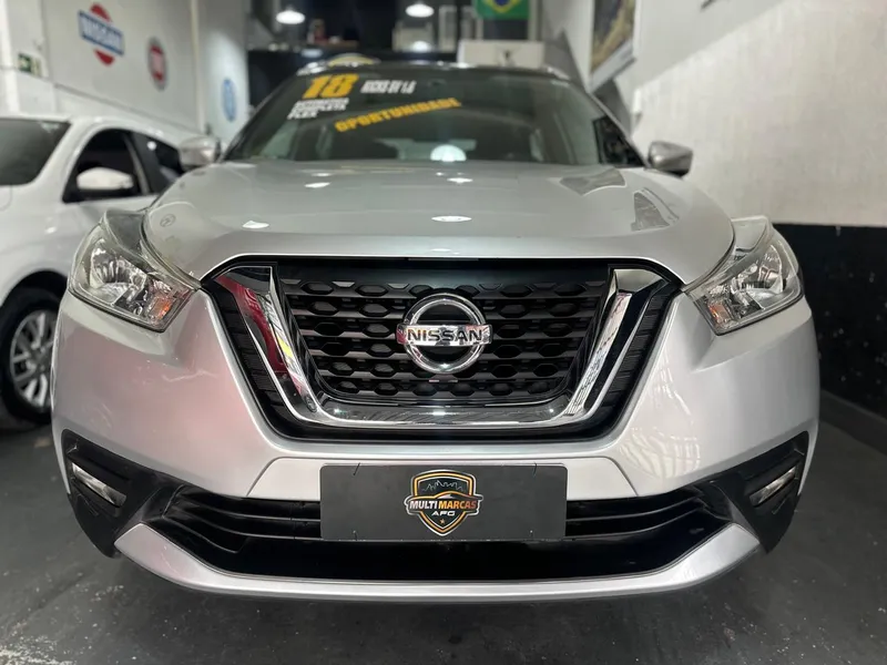 Nissan Kicks Prata