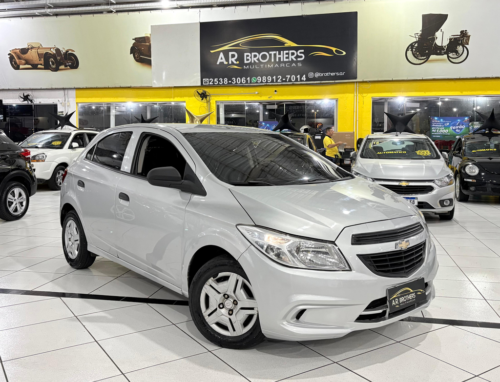 Chevrolet Onix Prata