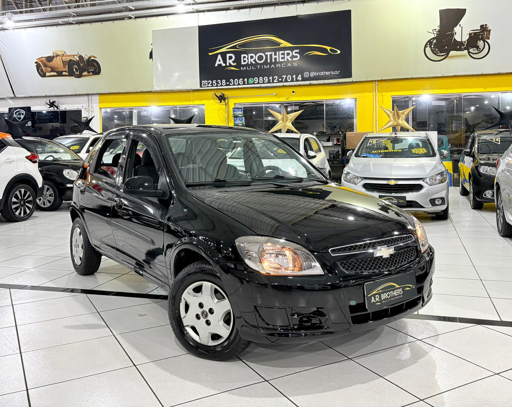 Chevrolet Celta Preto