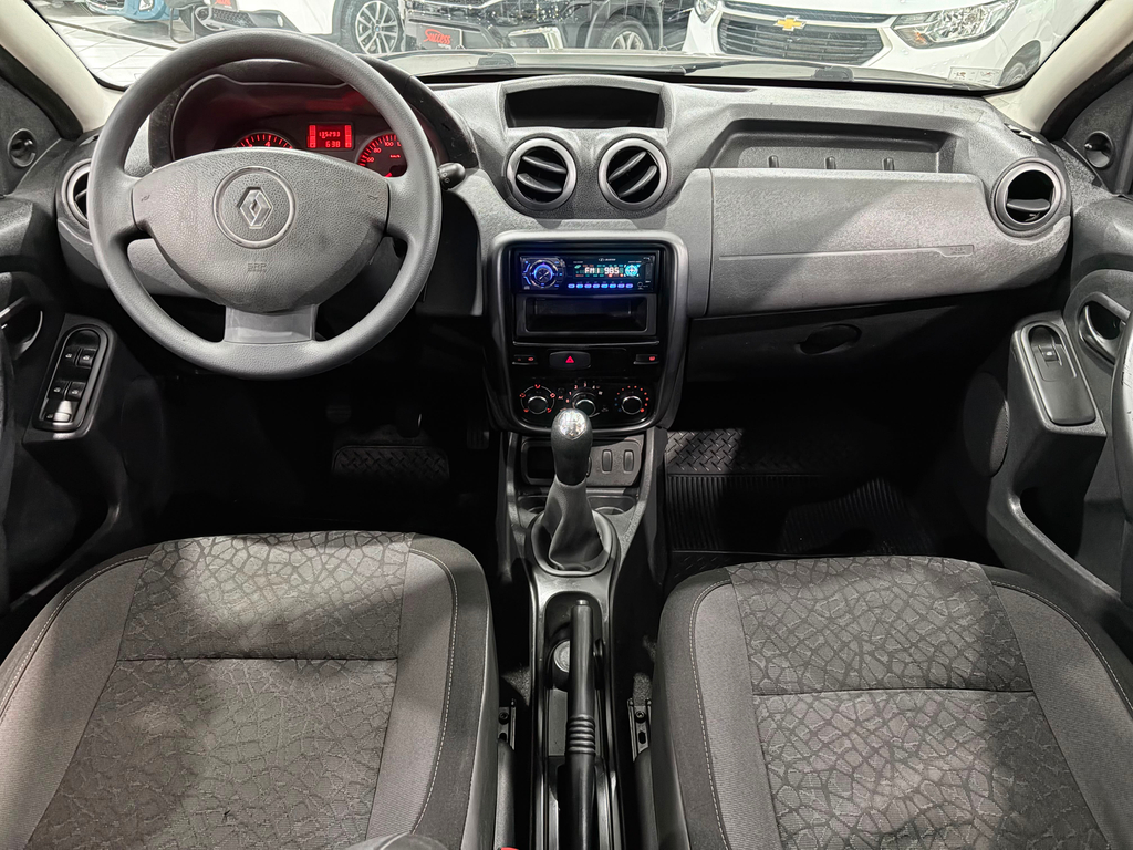 Renault Duster Prata