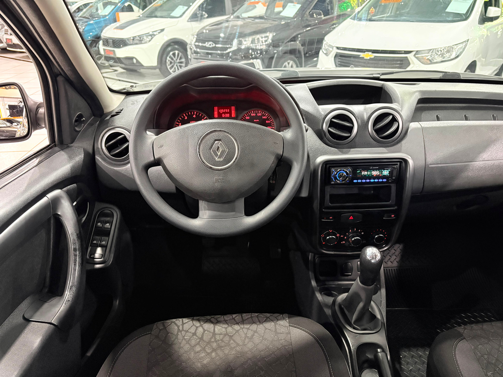 Renault Duster Prata