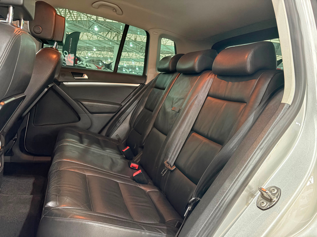 Volkswagen Tiguan Prata