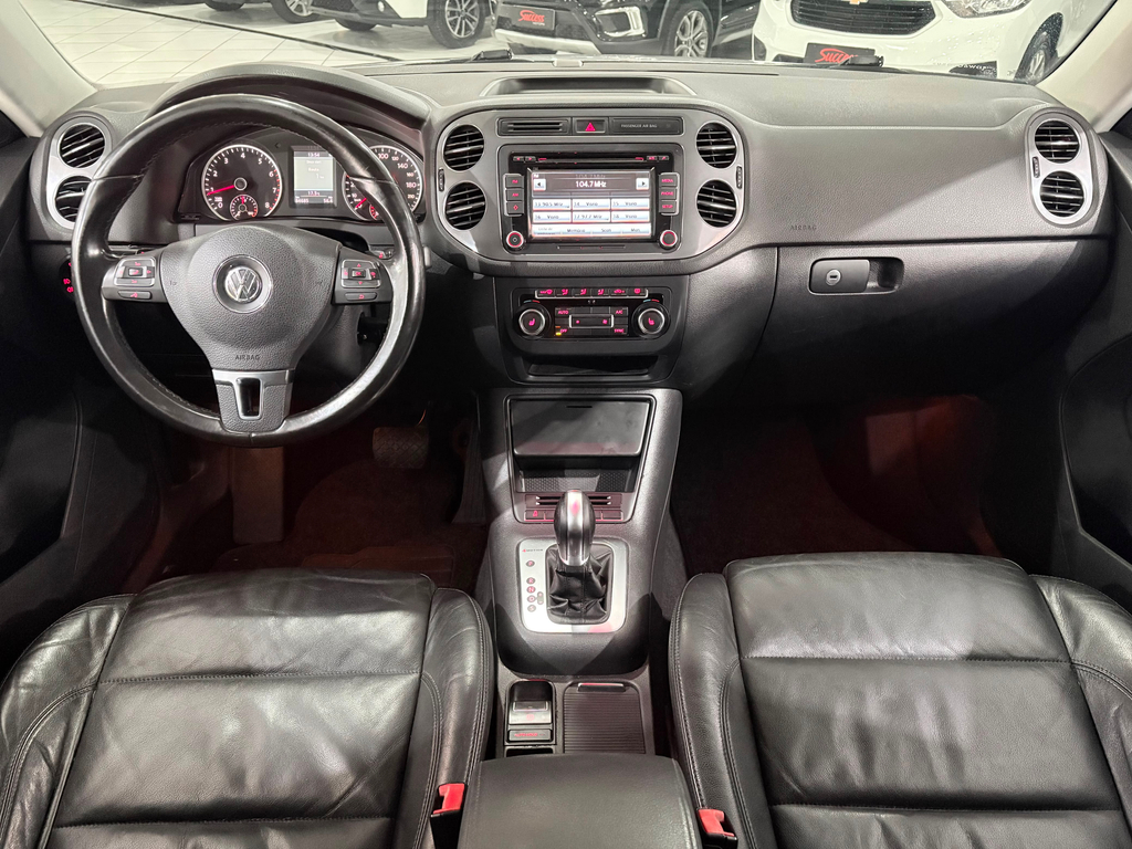 Volkswagen Tiguan Prata