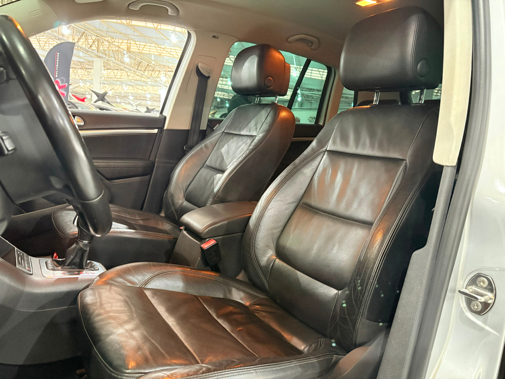 Volkswagen Tiguan Prata