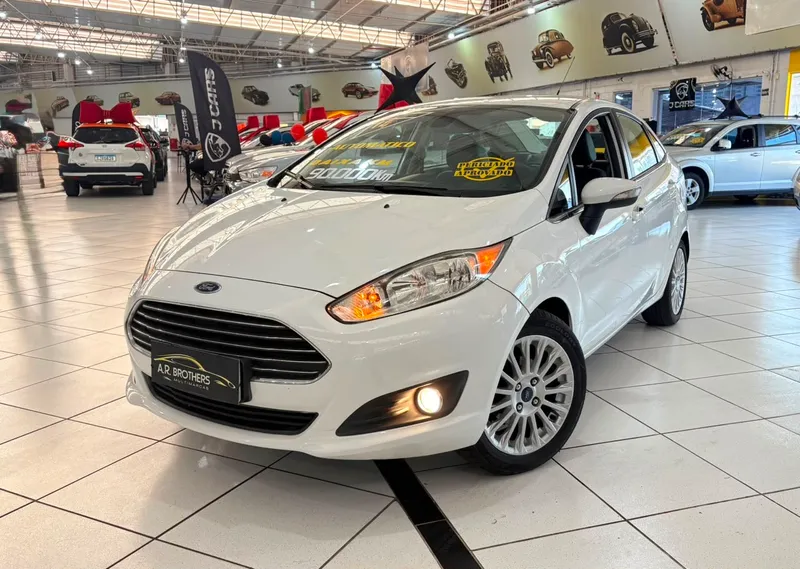 Ford Fiesta Sedan Branco