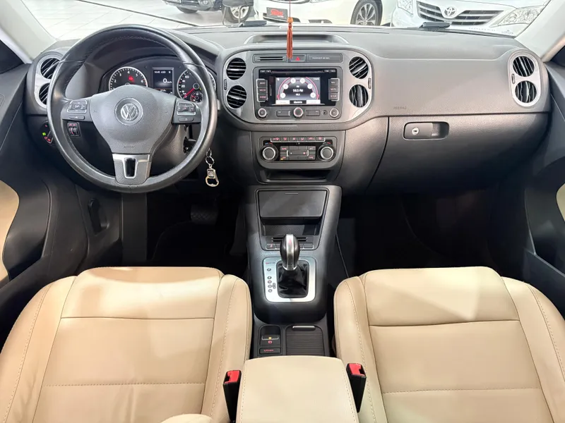Volkswagen Tiguan Azul