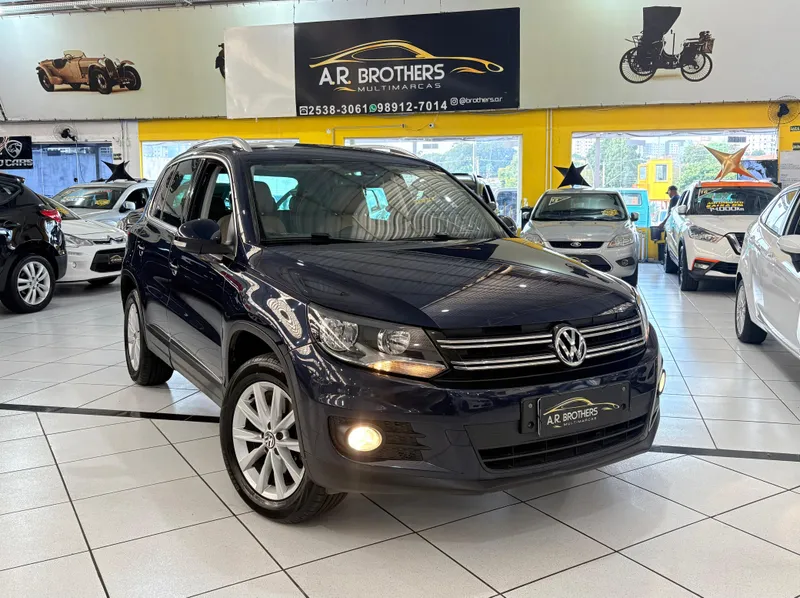 Volkswagen Tiguan Azul