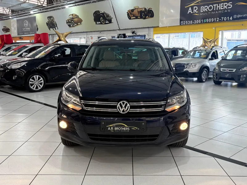 Volkswagen Tiguan Azul