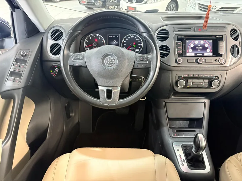 Volkswagen Tiguan Azul