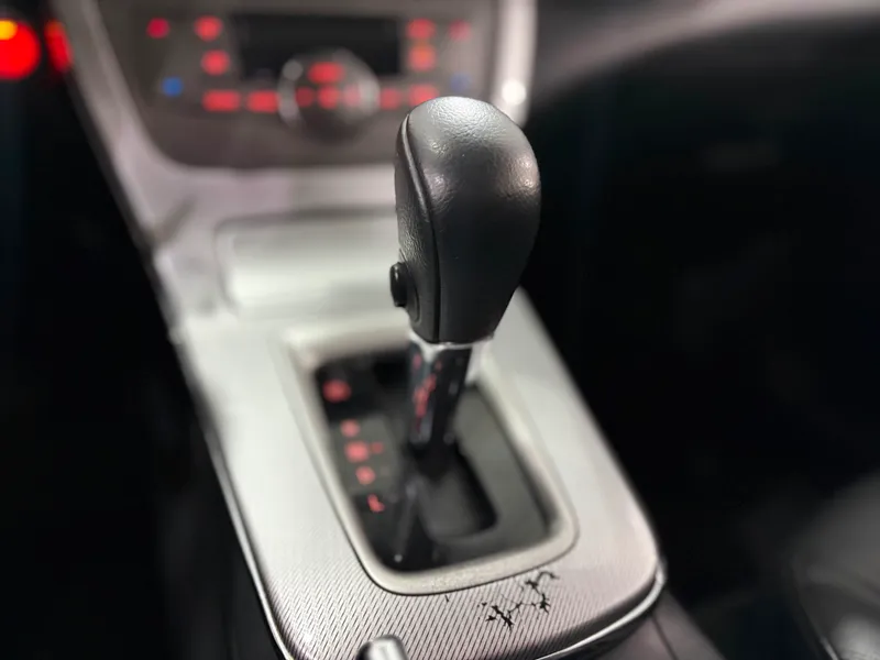 Nissan Sentra Prata