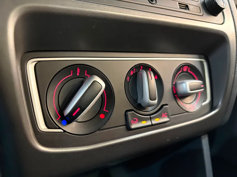 Volkswagen Fox Preto
