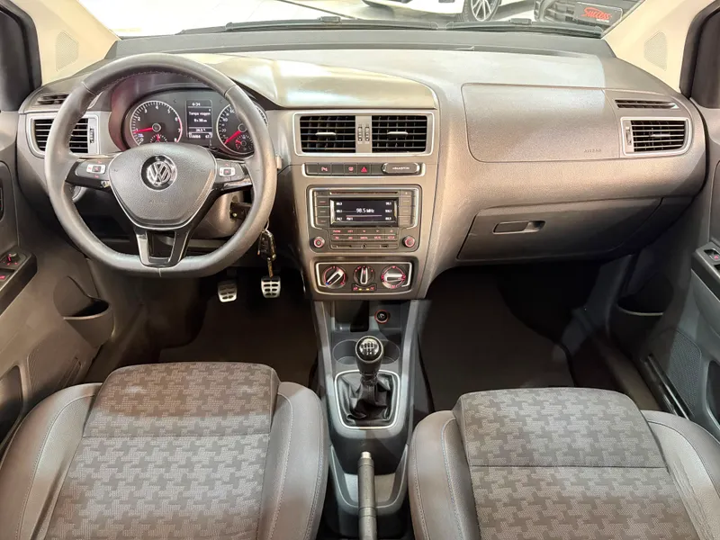Volkswagen Fox Preto