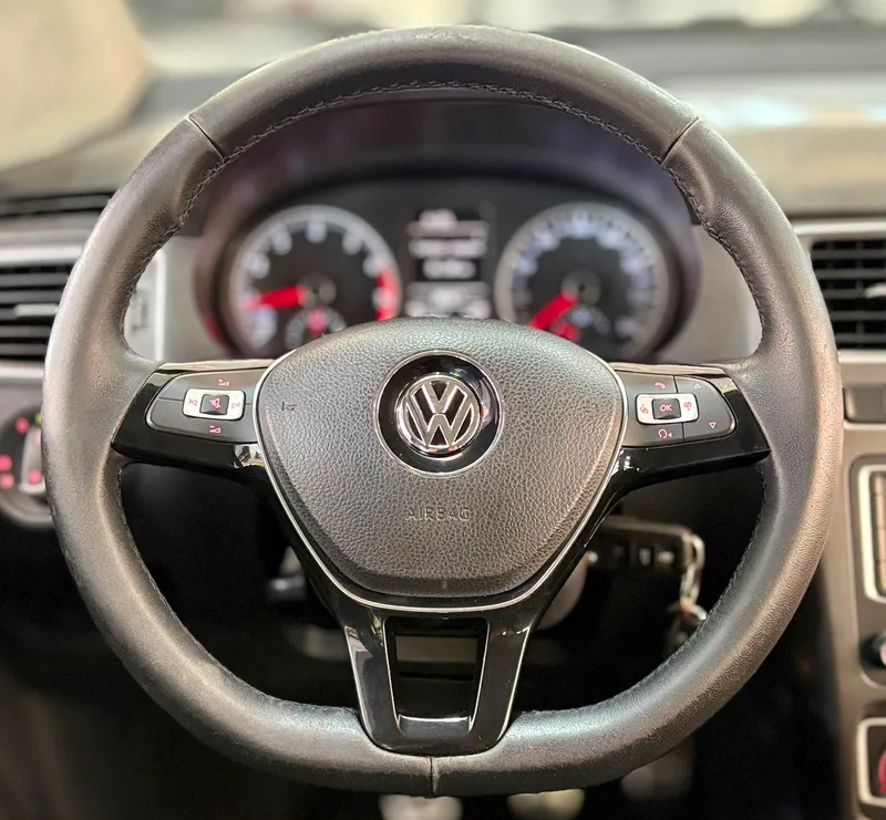 Volkswagen Fox Preto