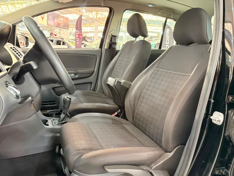 Volkswagen Fox Preto