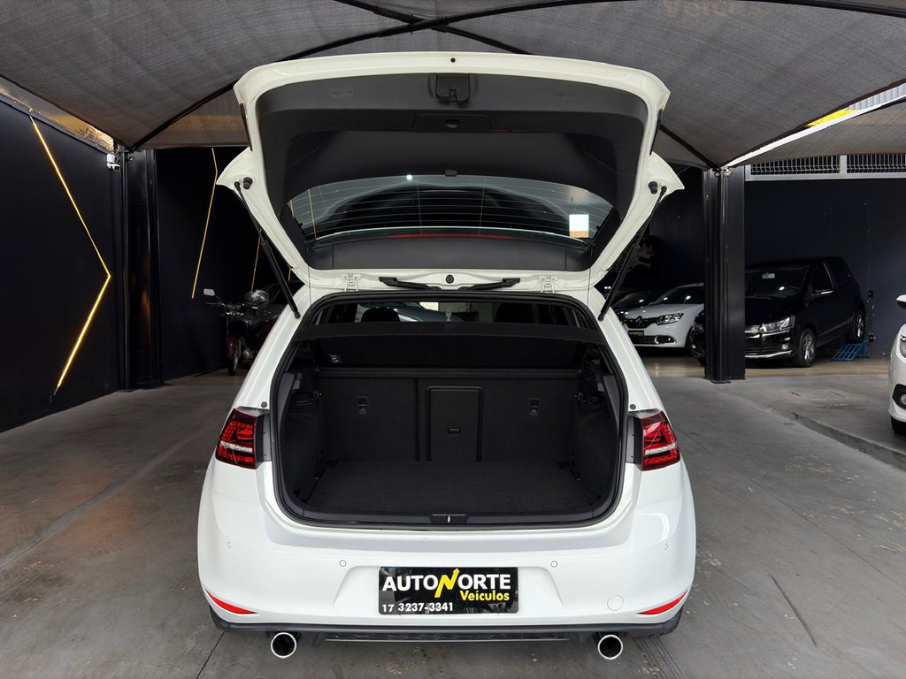 Volkswagen Golf Branco