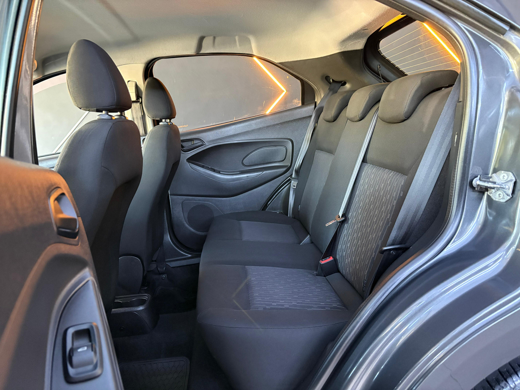 Ford Ka Cinza