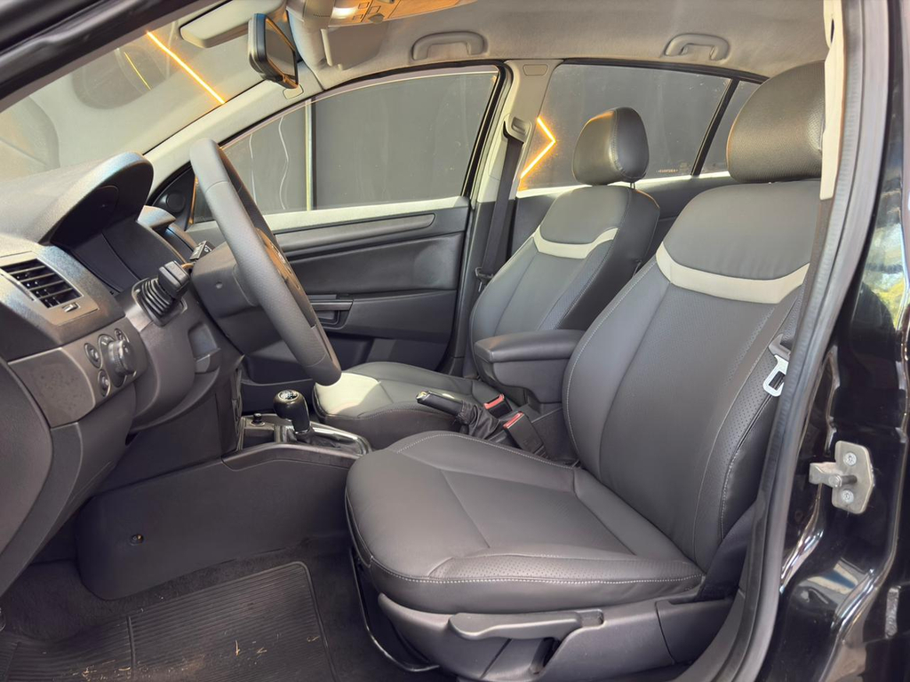 Chevrolet Vectra GT-X Preto